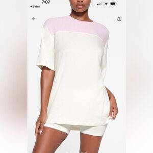 SKIMS NWOT Boyfriend Tee - Marble/Cherry Blossom